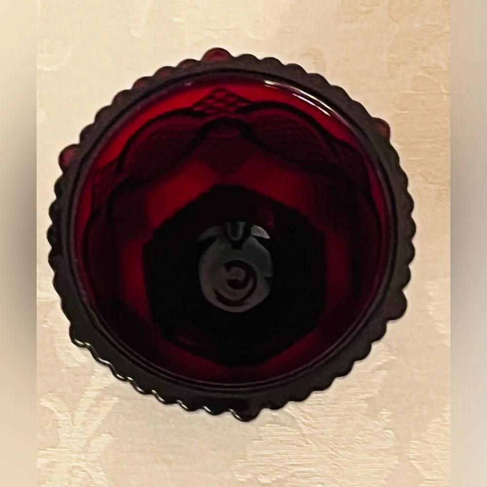 ELEGANT AVON 1876 CAPE COD COLLECTION RUBY RED FOOTED GLASS BOWL